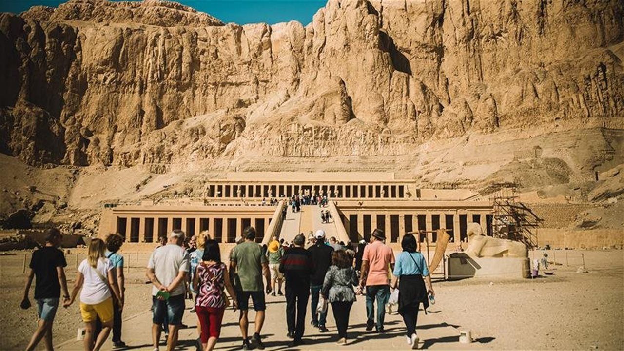 بزيادة 21% في أعداد السائحين.. مصر تحصد جائزة أفضل وجهة تراثية