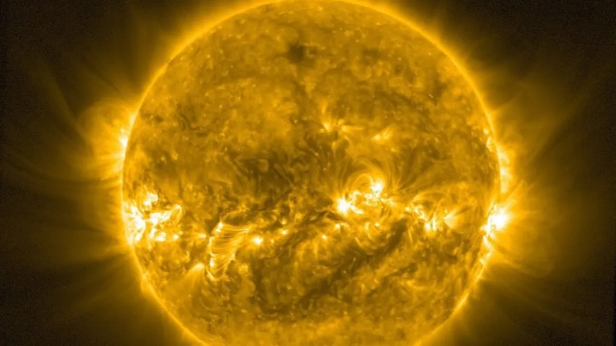 أخيرا.. العلماء يكشفون سر " الحرارة المستحيلة" للشمس