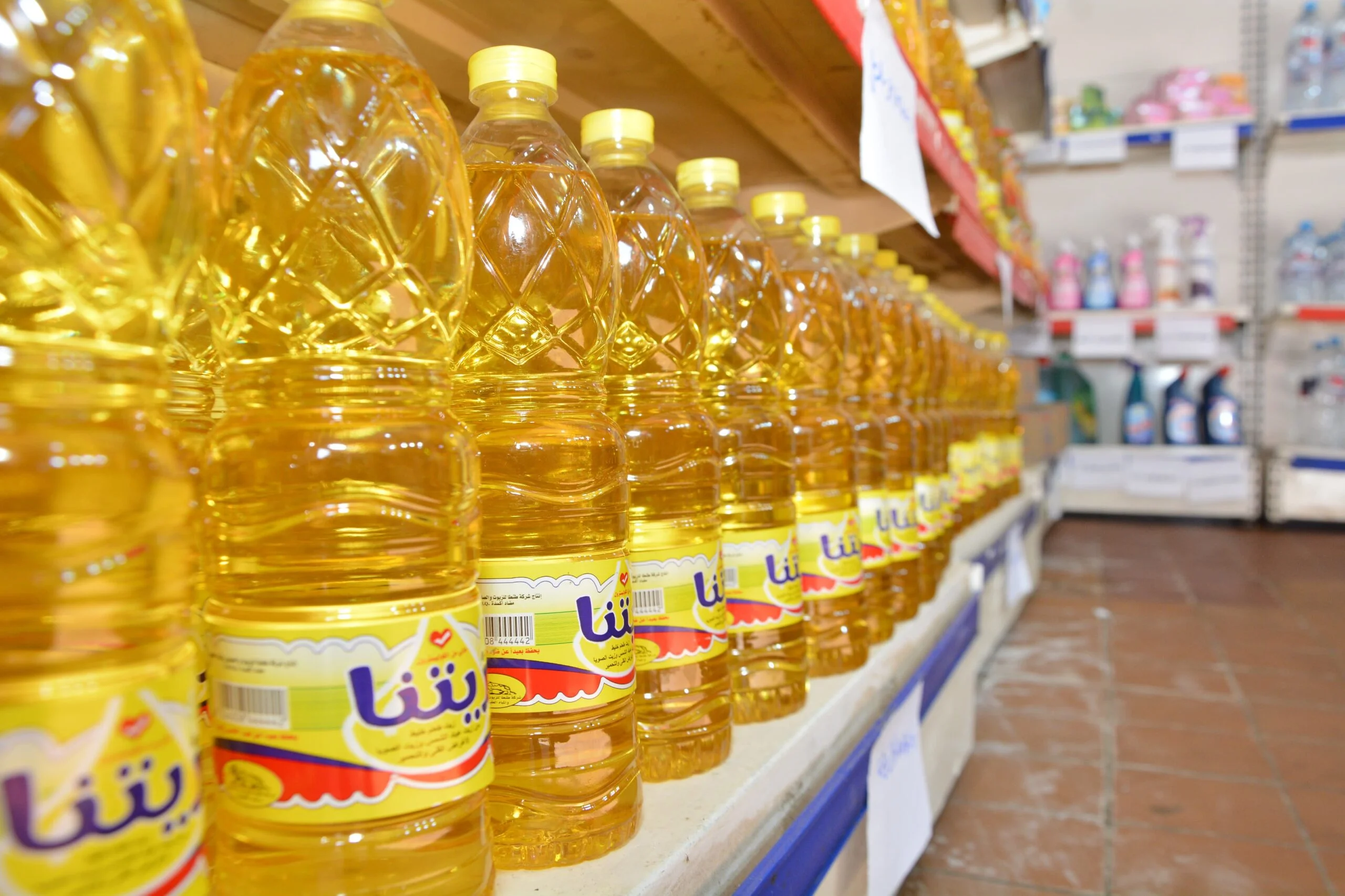 بداية من ديسمبر 2025.. عبوات زيت جديدة على بطاقة التموين